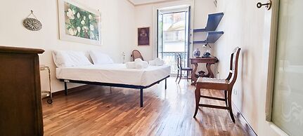 JOIVY Vintage And Gorgeous 2-Bed Flat Near Sforzesco Castle