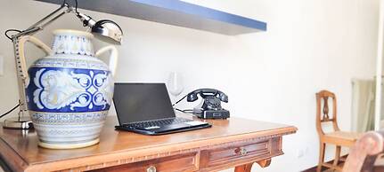 JOIVY Vintage And Gorgeous 2-Bed Flat Near Sforzesco Castle
