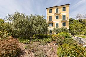 JOIVY Lovely Flat W/ Private Parking In 5 Terre