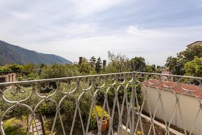 JOIVY Lovely Flat W/ Private Parking In 5 Terre