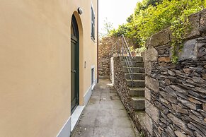 JOIVY Lovely Flat W/ Private Parking In 5 Terre