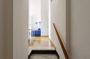 JOIVY Kiosk Opera House