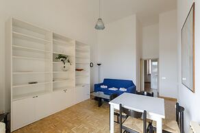 JOIVY Kiosk Opera House