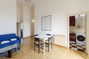 JOIVY Kiosk Opera House