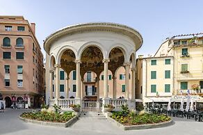 JOIVY Kiosk Opera House