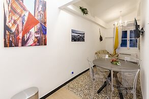 JOIVY Ideal Flat Near Aquarium