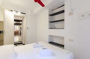 JOIVY Flat By The Sea Promenade