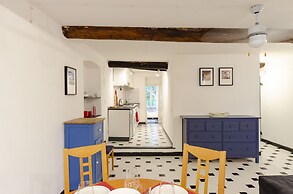 JOIVY Flat By The Sea Promenade