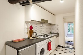 JOIVY Flat By The Sea Promenade