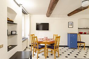 JOIVY Flat By The Sea Promenade