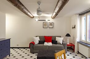 JOIVY Flat By The Sea Promenade