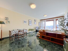 JOIVY Apartment In Rapallo W/Gulf View