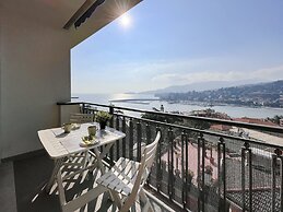 JOIVY Apartment In Rapallo W/Gulf View