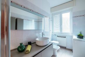 JOIVY Stylish Suite 52