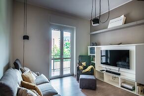 JOIVY Stylish Suite 52