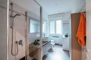 JOIVY Stylish Suite 52