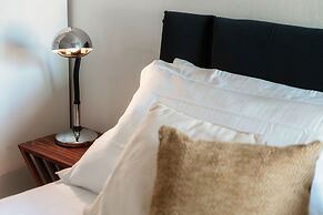 JOIVY Stylish Suite 52