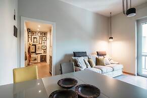 JOIVY Stylish Suite 52