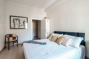 JOIVY Stylish Suite 52