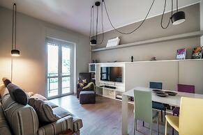 JOIVY Stylish Suite 52