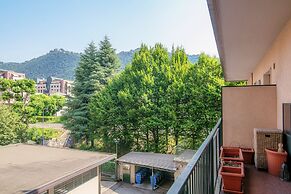 JOIVY Stylish Suite 52