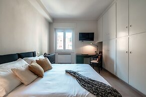 JOIVY Stylish Suite 52