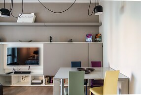 JOIVY Stylish Suite 52