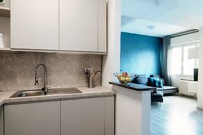 JOIVY Family Flat W/Balcony