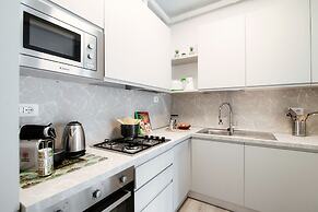 JOIVY Family Flat W/Balcony