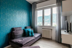 JOIVY Family Flat W/Balcony