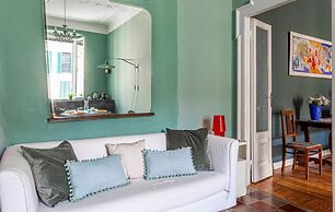 JOIVY Elegant Flat W/Balcony