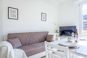 JOIVY Sublime Flat W/Balcony