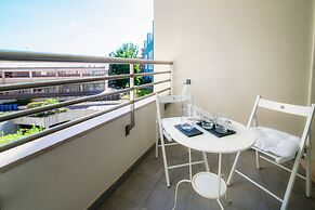 JOIVY Spacious Apt in Stunning Como