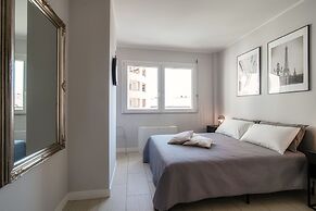 JOIVY Spacious Apt in Stunning Como