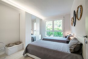 JOIVY Spacious Apt in Stunning Como