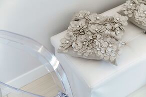 JOIVY Spacious Apt in Stunning Como