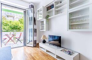 JOIVY Adorable Flat W/ Balcony