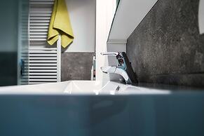 JOIVY Luxury flat & Lake Como view