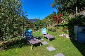 JOIVY Luxury flat & Lake Como view