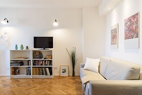 JOIVY Homey 1-Bed W/View Near Citylife