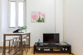 JOIVY 1-Bed Flat In Quiet Neighborhood