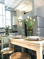 JOIVY Bright Flat In The Centre