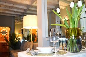 JOIVY Bright Flat In The Centre