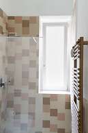 JOIVY Smart 1-Bed W/ Modern Amenities