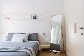 JOIVY Stylish 1-Bedroom Flat