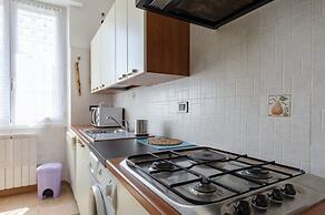 JOIVY Lovely Flat W/Balcony