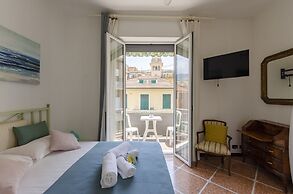 JOIVY Lovely Flat W/Balcony