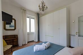 JOIVY Lovely Flat W/Balcony