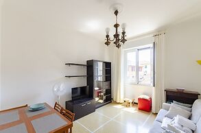 JOIVY Lovely Flat W/Balcony