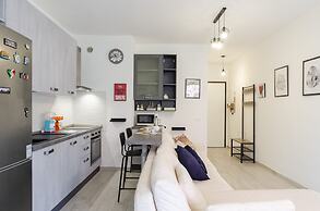 JOIVY Flat W/Terrace & Parking